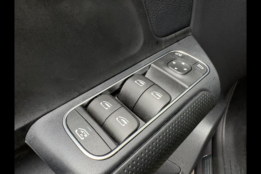 Mercedes-Benz B-Klasse 180 Automaat Mild-Hybrid Business Navigatie/Camera/Stoel-stuurverwarming