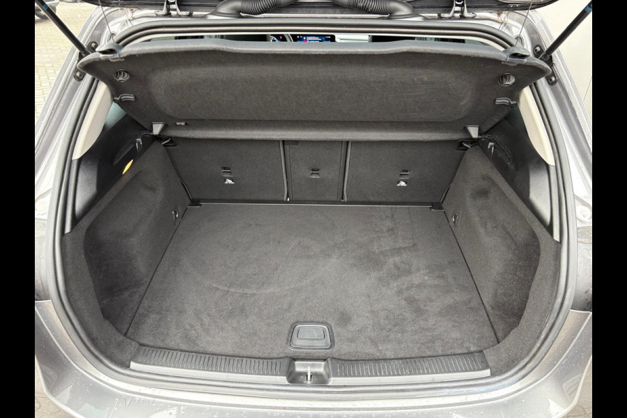 Mercedes-Benz B-Klasse 180 Automaat Mild-Hybrid Business Navigatie/Camera/Stoel-stuurverwarming