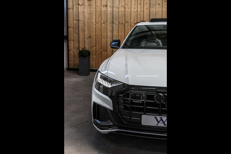 Audi Q8 55 TFSI e Quattro S-Line *Pano*RS-Stoelen*B&O*Soft-Close*360 Camera*