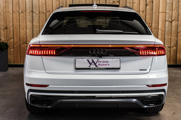 Audi Q8 55 TFSI e Quattro S-Line *Pano*RS-Stoelen*B&O*Soft-Close*360 Camera*