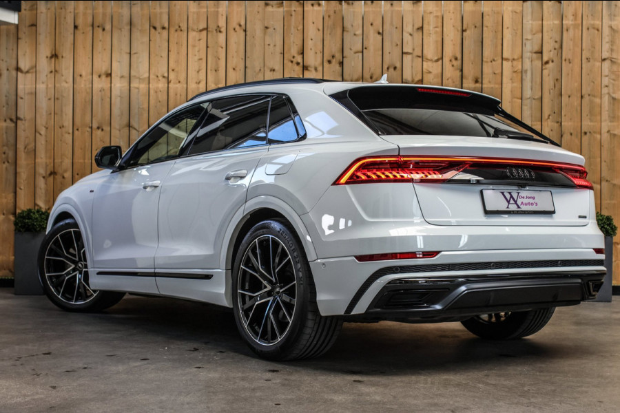 Audi Q8 55 TFSI e Quattro S-Line *Pano*RS-Stoelen*B&O*Soft-Close*360 Camera*