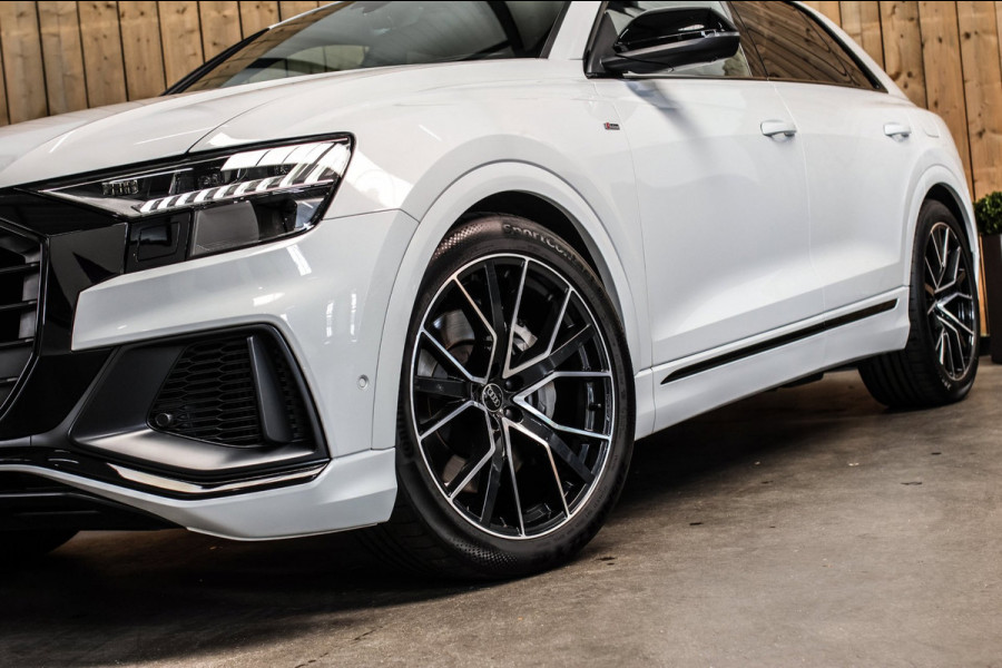 Audi Q8 55 TFSI e Quattro S-Line *Pano*RS-Stoelen*B&O*Soft-Close*360 Camera*