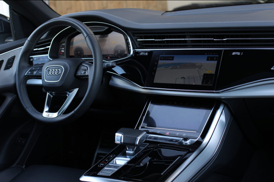 Audi Q8 55 TFSI e Quattro S-Line *Pano*RS-Stoelen*B&O*Soft-Close*360 Camera*