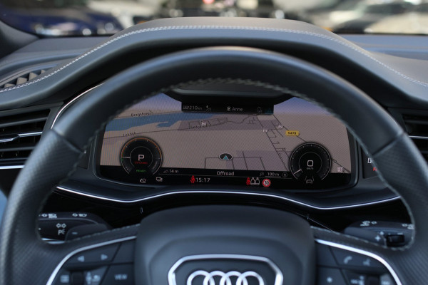 Audi Q8 55 TFSI e Quattro S-Line *Pano*RS-Stoelen*B&O*Soft-Close*360 Camera*