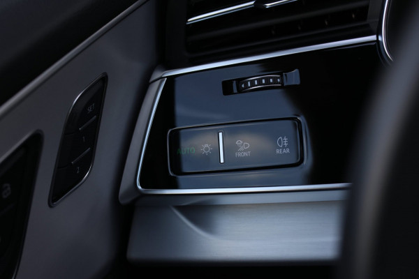 Audi Q8 55 TFSI e Quattro S-Line *Pano*RS-Stoelen*B&O*Soft-Close*360 Camera*