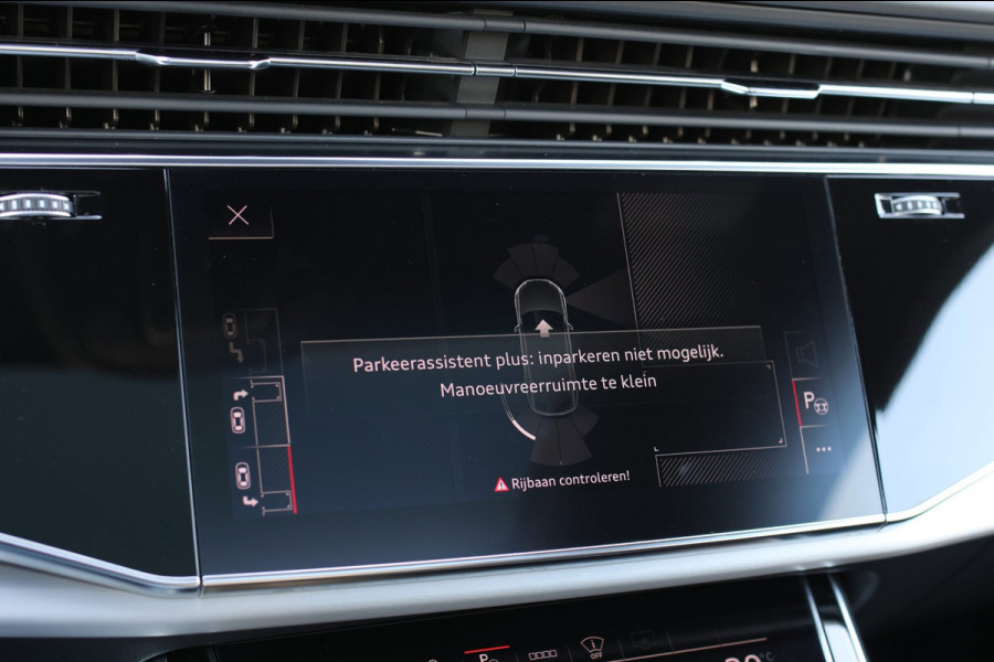 Audi Q8 55 TFSI e Quattro S-Line *Pano*RS-Stoelen*B&O*Soft-Close*360 Camera*