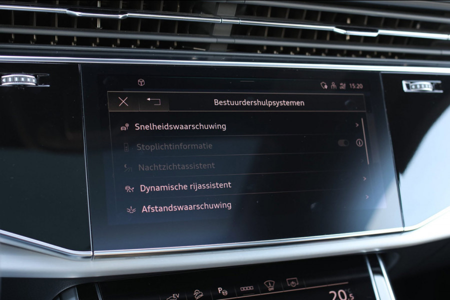 Audi Q8 55 TFSI e Quattro S-Line *Pano*RS-Stoelen*B&O*Soft-Close*360 Camera*