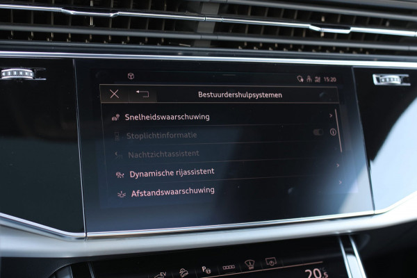 Audi Q8 55 TFSI e Quattro S-Line *Pano*RS-Stoelen*B&O*Soft-Close*360 Camera*