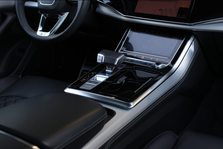 Audi Q8 55 TFSI e Quattro S-Line *Pano*RS-Stoelen*B&O*Soft-Close*360 Camera*