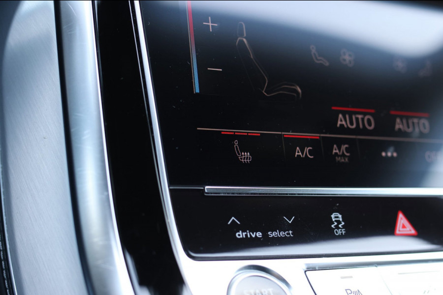 Audi Q8 55 TFSI e Quattro S-Line *Pano*RS-Stoelen*B&O*Soft-Close*360 Camera*