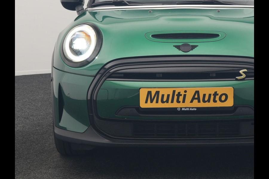 MINI Electric Cooper SE 33 kWh 184pk Dealer O.H | Panodak | Head Up | Camera | Harman / Kardon | Warmtepomp | Sportstoelen Verwarmd | Keyless | Apple Carplay | Sfeerverlichting | DAB | Virtual | Navigatie | 16"L.M |