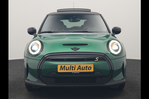 MINI Electric Cooper SE 33 kWh 184pk Dealer O.H | Panodak | Head Up | Camera | Harman / Kardon | Warmtepomp | Sportstoelen Verwarmd | Keyless | Apple Carplay | Sfeerverlichting | DAB | Virtual | Navigatie | 16"L.M |