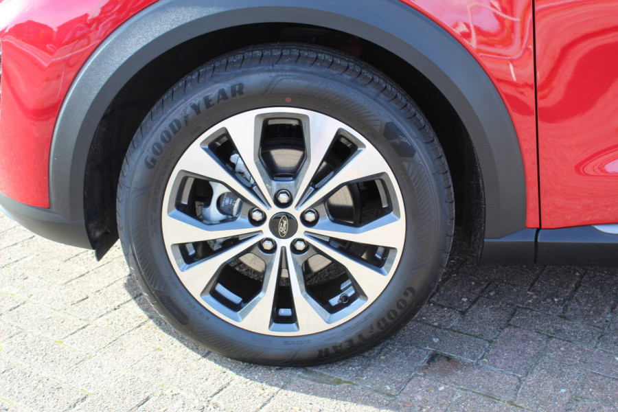 Ford Puma 1.0-125pk EcoBoost Mild-Hybrid Titanium. Fabr. garantie t/m 21-09-2029 ! Elektr. pano-dak, stoel-, stuur- en voorraamverw., 360gr. camera, adaptieve cruise cntrl, side- en lane assist, parkeersensoren v+a, metallic lak, LM wielen.