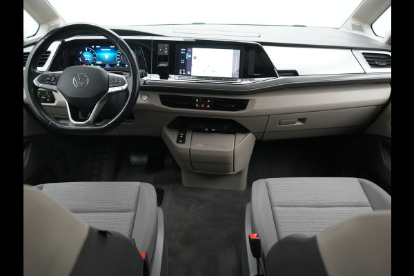 Volkswagen Multivan 1.4 eHybrid 7 Zits PHEV 218pk Dealer O.H | Trekhaak Af Fabriek | Panodak | IQ Light | Camera | Stoelverwarming | Apple Carplay | Navigatie | DAB | Cruise Control | 17"L.M | Plug In Hybrid |