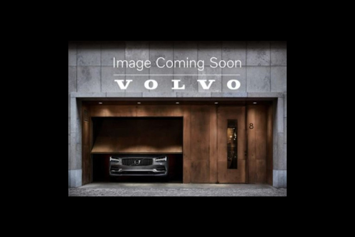 Volvo V60 Cross Country B4 212PK AWD Intro Edition | Diesel | Trekhaak | BLIS | HUD | H&K | 360 Camera | Pano |