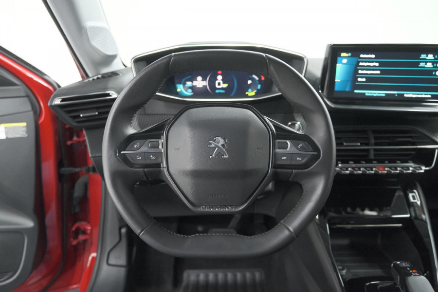 Peugeot e-208 EV Allure Pack 50 kWh | SOH 92% | Camera | Navigatie | Parkeersensoren | Keyless