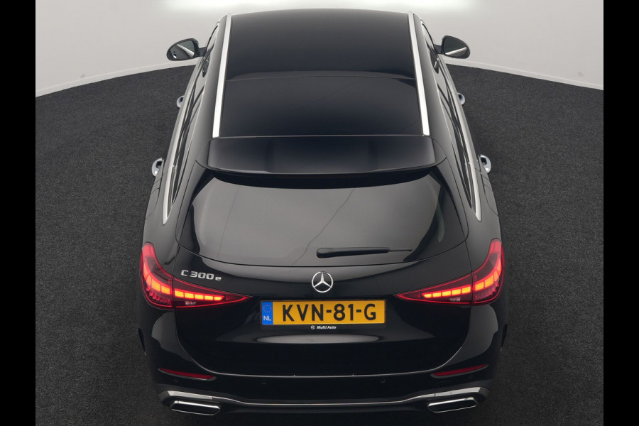 Mercedes-Benz C-Klasse Estate 300 e AMG Line PHEV 313pk Dealer O.H | Trekhaak Af Fabriek | Adaptive Cruise | Camera | Digital Light | Alcantara Sportstoelen Memory & Verwarmd | Keyless | Sfeerverlichting | Apple Carplay | Blis | DAB | 18"L.M | Plug In Hybrid