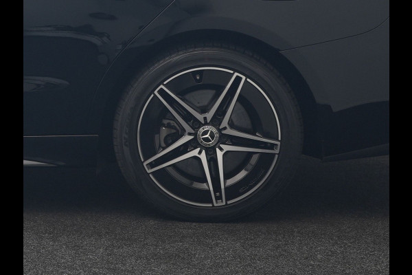 Mercedes-Benz C-Klasse Estate 300 e AMG Line PHEV 313pk Dealer O.H | Trekhaak Af Fabriek | Adaptive Cruise | Camera | Digital Light | Alcantara Sportstoelen Memory & Verwarmd | Keyless | Sfeerverlichting | Apple Carplay | Blis | DAB | 18"L.M | Plug In Hybrid
