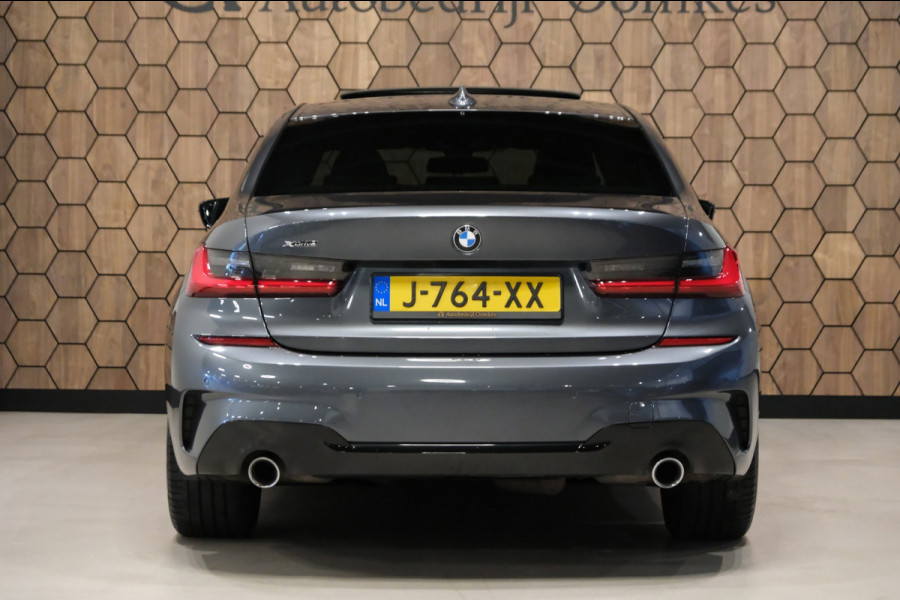 BMW 3-serie 320d xDrive*PANO*M-Pakket*Carplay*Sfeerverlichting*Adaptive cruise*Stoelverwarming*Sportstoelen*