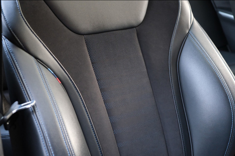 BMW 3-serie 320d xDrive*PANO*M-Pakket*Carplay*Sfeerverlichting*Adaptive cruise*Stoelverwarming*Sportstoelen*