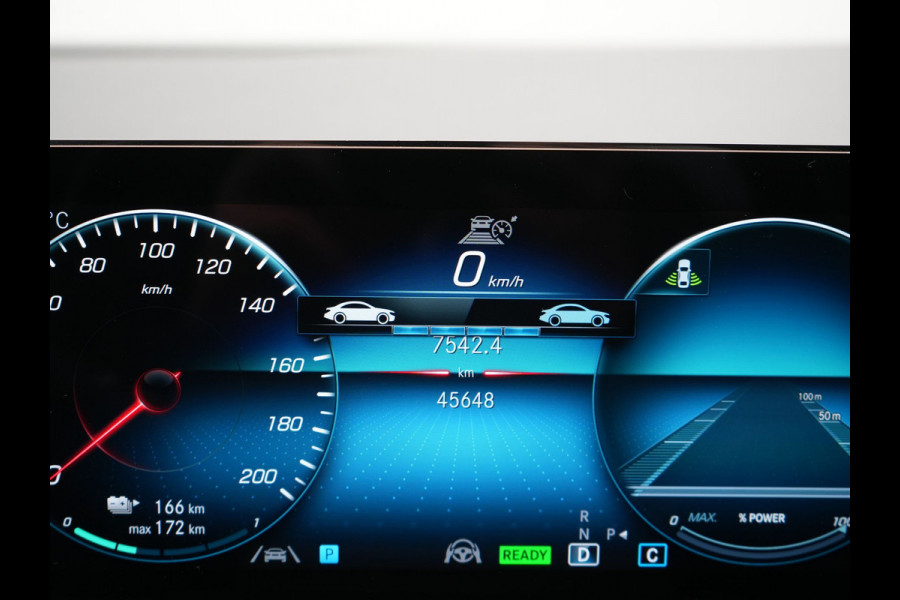 Mercedes-Benz EQA 250 Luxury Line 67 kWh 190pk Dealer O.H | Adaptive Cruise | MBUX Widescreen Navi |  Camera | Apple Carplay | Sportstoelen Verwarmd | Blis | Sfeerverlichting | DAB |  Navigatie | Virtual | 18"L.M