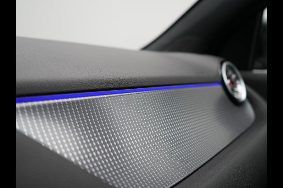 Mercedes-Benz EQA 250 Luxury Line 67 kWh 190pk Dealer O.H | Adaptive Cruise | MBUX Widescreen Navi |  Camera | Apple Carplay | Sportstoelen Verwarmd | Blis | Sfeerverlichting | DAB |  Navigatie | Virtual | 18"L.M