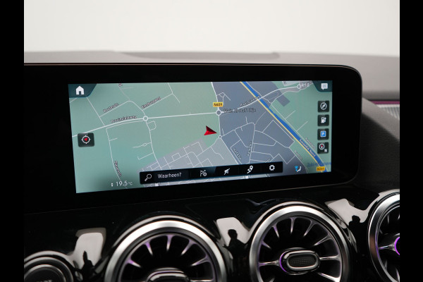 Mercedes-Benz EQA 250 Luxury Line 67 kWh 190pk Dealer O.H | Adaptive Cruise | MBUX Widescreen Navi |  Camera | Apple Carplay | Sportstoelen Verwarmd | Blis | Sfeerverlichting | DAB |  Navigatie | Virtual | 18"L.M