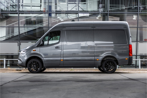 Mercedes-Benz Sprinter 317 1.9 CDI L2H2 | AMG | LED | CarPlay | Camera | Navigatie | Stoelverwarming | Cruise control | Dealer onderhouden | Lederen bekleding | Nieuwe APK | L2H2