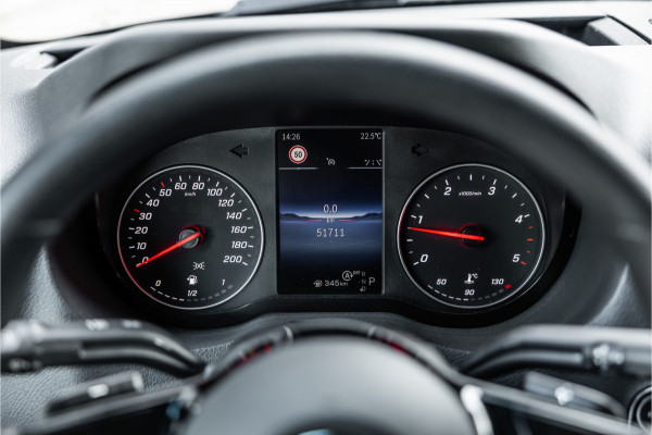 Mercedes-Benz Sprinter 317 1.9 CDI L2H2 | AMG | LED | CarPlay | Camera | Navigatie | Stoelverwarming | Cruise control | Dealer onderhouden | Lederen bekleding | Nieuwe APK | L2H2