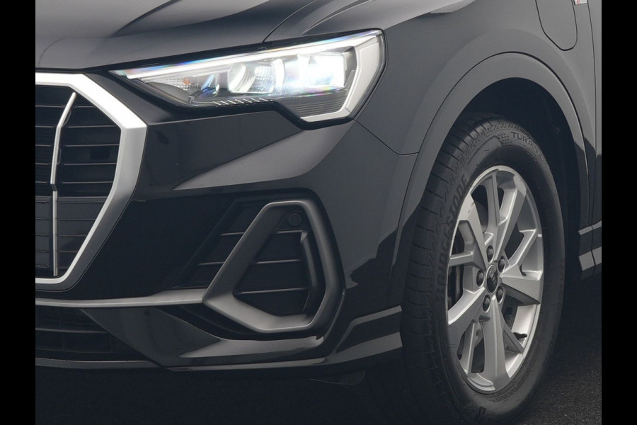 Audi Q3 45 TFSI e 2X S Line PHEV 245pk | Trekhaak Af Fabriek | Adaptive Cruise | Sportstoelen Verwarmd | Apple Carplay | Blis | DAB | Navigatie | Virtual | 18"L.M | Plug In Hybrid
