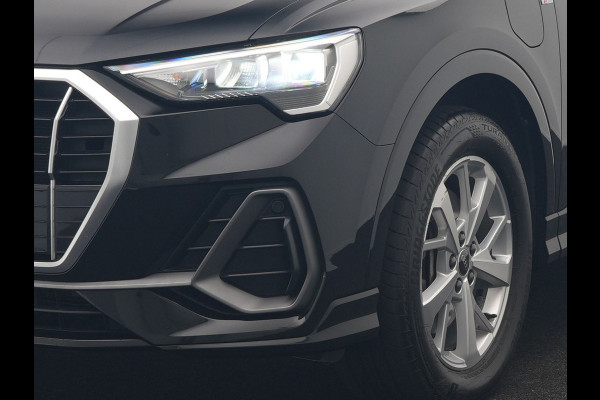 Audi Q3 45 TFSI e 2X S Line PHEV 245pk | Trekhaak Af Fabriek | Adaptive Cruise | Sportstoelen Verwarmd | Apple Carplay | Blis | DAB | Navigatie | Virtual | 18"L.M | Plug In Hybrid