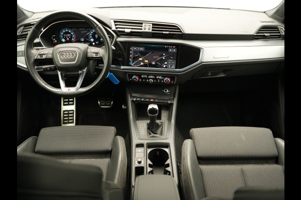 Audi Q3 45 TFSI e 2X S Line PHEV 245pk | Trekhaak Af Fabriek | Adaptive Cruise | Sportstoelen Verwarmd | Apple Carplay | Blis | DAB | Navigatie | Virtual | 18"L.M | Plug In Hybrid