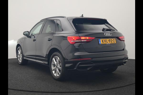 Audi Q3 45 TFSI e 2X S Line PHEV 245pk | Trekhaak Af Fabriek | Adaptive Cruise | Sportstoelen Verwarmd | Apple Carplay | Blis | DAB | Navigatie | Virtual | 18"L.M | Plug In Hybrid