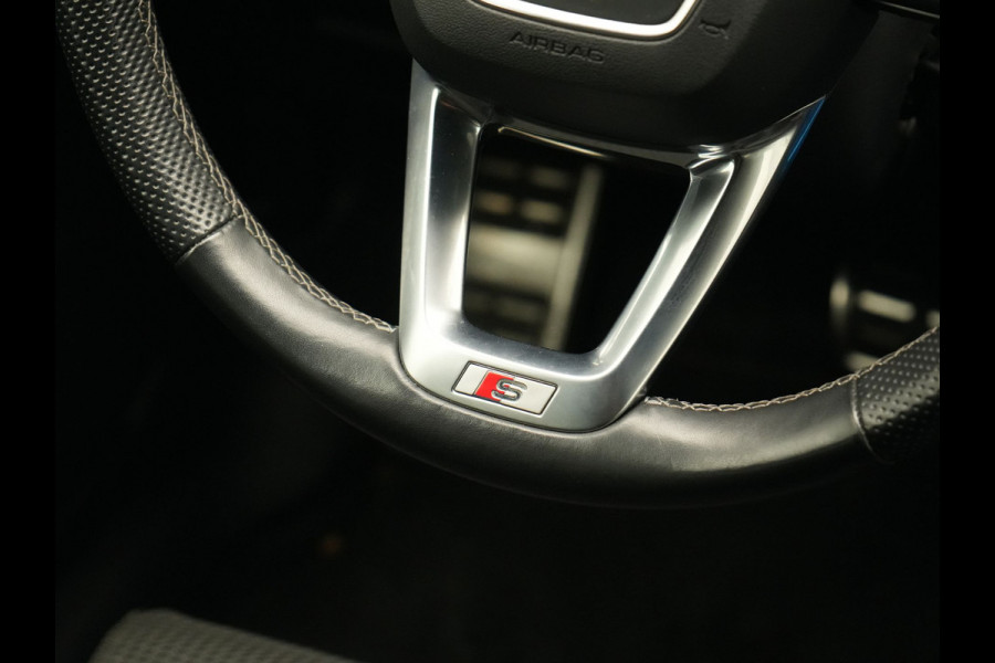 Audi Q3 45 TFSI e 2X S Line PHEV 245pk | Trekhaak Af Fabriek | Adaptive Cruise | Sportstoelen Verwarmd | Apple Carplay | Blis | DAB | Navigatie | Virtual | 18"L.M | Plug In Hybrid