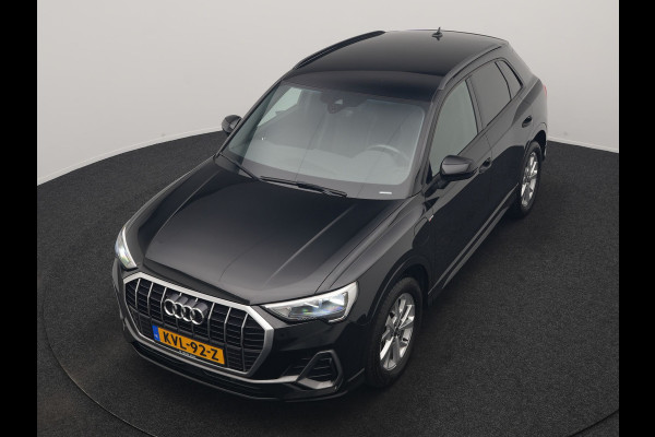 Audi Q3 45 TFSI e 2X S Line PHEV 245pk | Trekhaak Af Fabriek | Adaptive Cruise | Sportstoelen Verwarmd | Apple Carplay | Blis | DAB | Navigatie | Virtual | 18"L.M | Plug In Hybrid