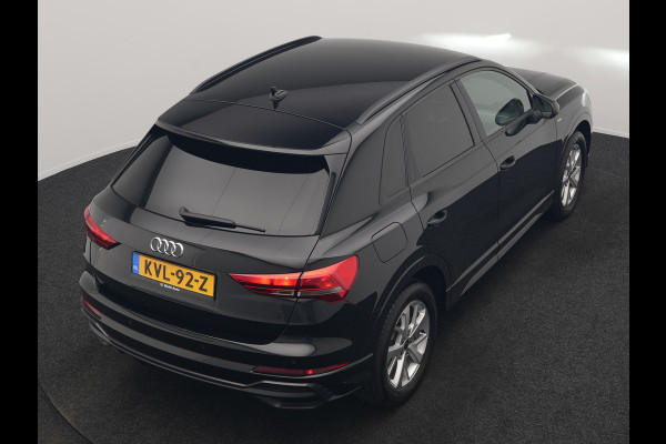 Audi Q3 45 TFSI e 2X S Line PHEV 245pk | Trekhaak Af Fabriek | Adaptive Cruise | Sportstoelen Verwarmd | Apple Carplay | Blis | DAB | Navigatie | Virtual | 18"L.M | Plug In Hybrid