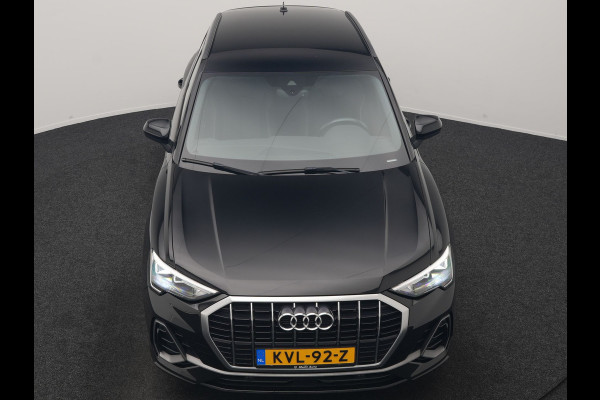 Audi Q3 45 TFSI e 2X S Line PHEV 245pk | Trekhaak Af Fabriek | Adaptive Cruise | Sportstoelen Verwarmd | Apple Carplay | Blis | DAB | Navigatie | Virtual | 18"L.M | Plug In Hybrid