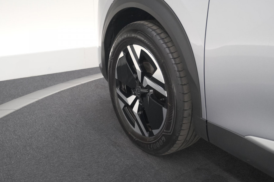 Peugeot 2008 PureTech 100 Allure | Apple Carplay | Parkeersensoren | Climate control