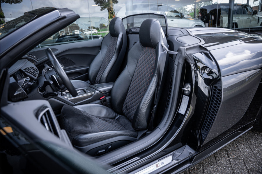 Audi R8 Spyder 5.2 performance (620pk) quattro Facelift ** Carbon ** Keramisch ** B&O