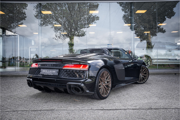 Audi R8 Spyder 5.2 performance (620pk) quattro Facelift ** Carbon ** Keramisch ** B&O