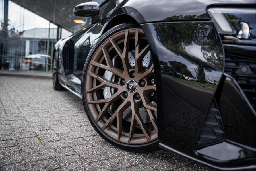 Audi R8 Spyder 5.2 performance (620pk) quattro Facelift ** Carbon ** Keramisch ** B&O