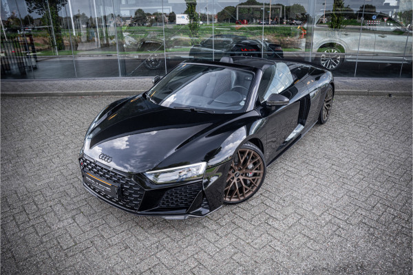 Audi R8 Spyder 5.2 performance (620pk) quattro Facelift ** Carbon ** Keramisch ** B&O