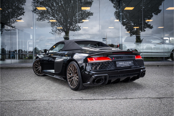 Audi R8 Spyder 5.2 performance (620pk) quattro Facelift ** Carbon ** Keramisch ** B&O