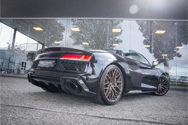 Audi R8 Spyder 5.2 performance (620pk) quattro Facelift ** Carbon ** Keramisch ** B&O