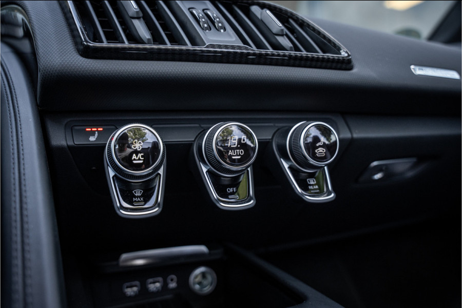 Audi R8 Spyder 5.2 performance (620pk) quattro Facelift ** Carbon ** Keramisch ** B&O