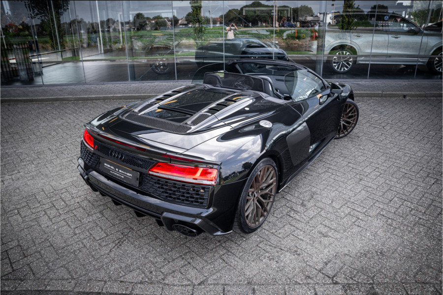 Audi R8 Spyder 5.2 performance (620pk) quattro Facelift ** Carbon ** Keramisch ** B&O