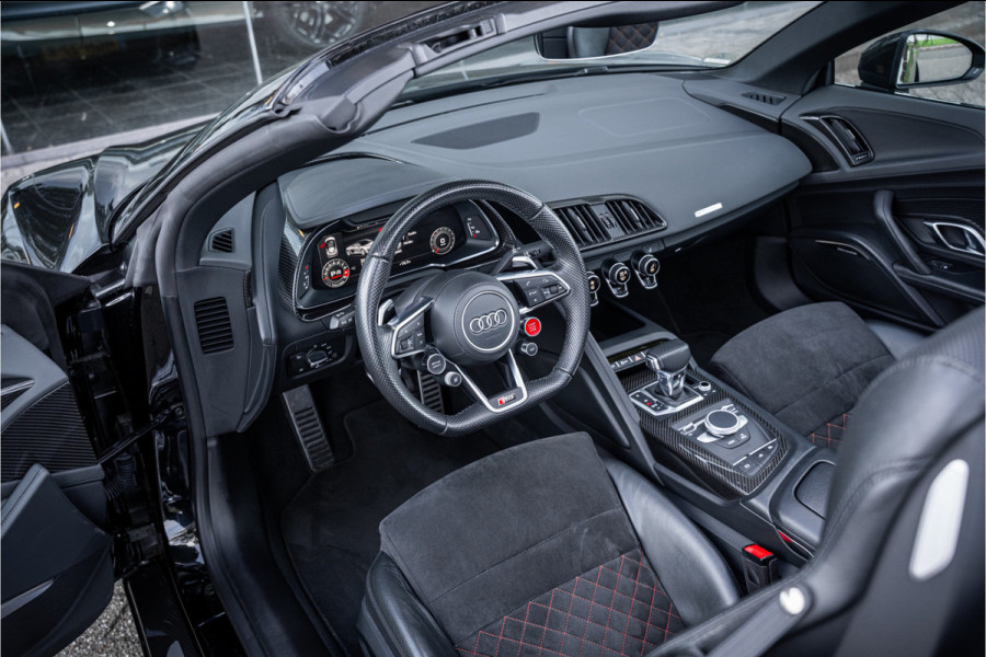 Audi R8 Spyder 5.2 performance (620pk) quattro Facelift ** Carbon ** Keramisch ** B&O