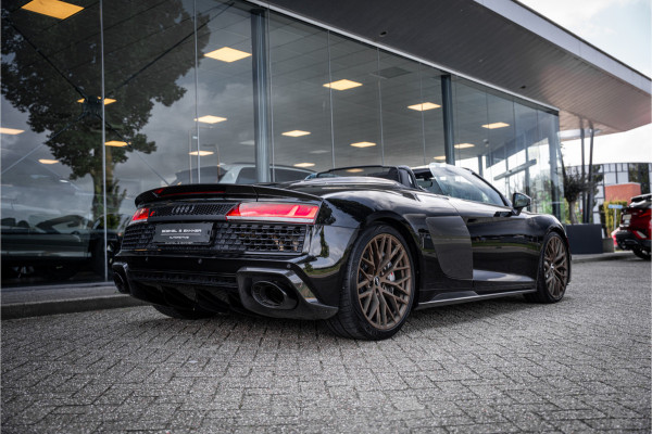 Audi R8 Spyder 5.2 performance (620pk) quattro Facelift ** Carbon ** Keramisch ** B&O