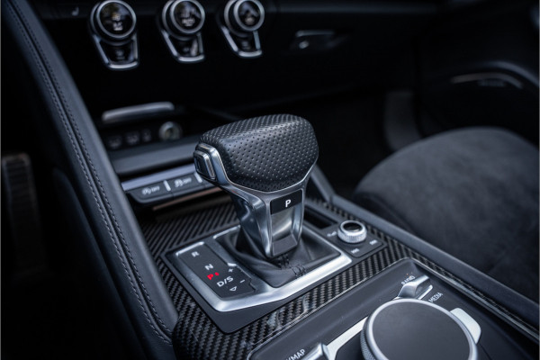 Audi R8 Spyder 5.2 performance (620pk) quattro Facelift ** Carbon ** Keramisch ** B&O
