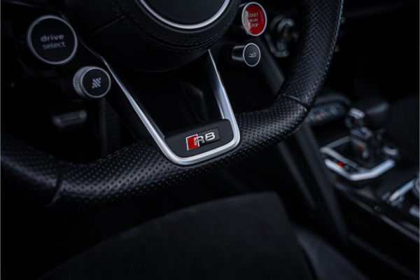 Audi R8 Spyder 5.2 performance (620pk) quattro Facelift ** Carbon ** Keramisch ** B&O